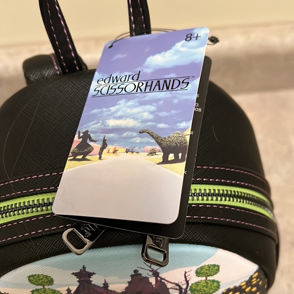 Loungefly Disney Edward Scissorhands Topiary Mini Backpack NWT - Picture 4 of 11